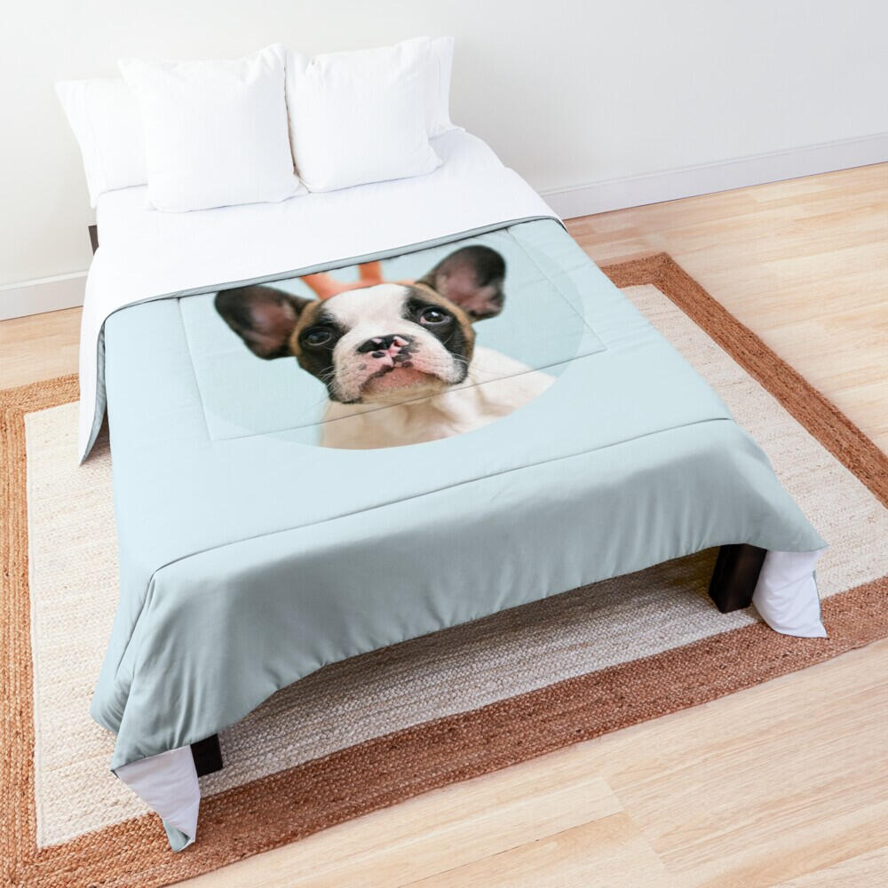 With this big, bold blanket, making your bed will be your favorite part of the day